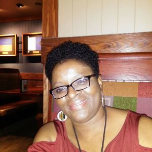 Meet your Posher, Charlotte